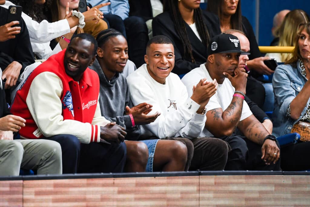 Klylian Mbappé no jogo do Victor Wembanyama