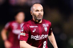 Iniesta na MLS: craque espanhol recusa aposentadoria e pode parar nos EUA