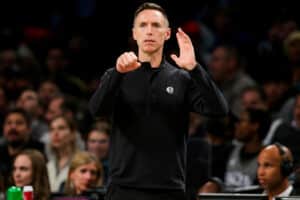 NBA: Steve Nash é procurado para ocupar vaga de técnico campeão