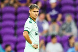 MLS: Luiz Araújo terá de pagar multa por indisciplina antes de chegar ao Flamengo