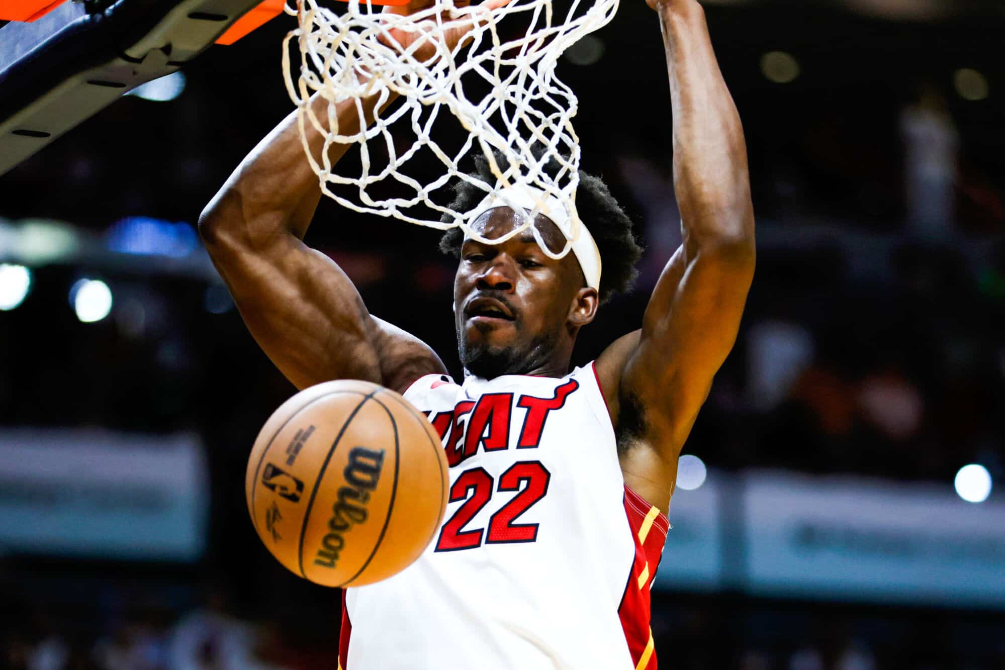 NBA: Heat, liderado por Butler, apaga rótulo de azarão e vai para decisão