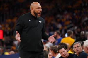 NBA: técnico dos Lakers detona arbitragem após ironizar rival