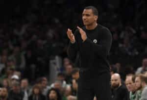 NBA: técnico dos Celtics se defende após ‘deixar’ a equipe perder