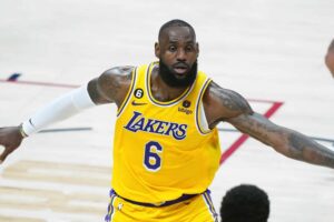 NBA: LeBron minimiza derrota dos Lakers após sequência de erros