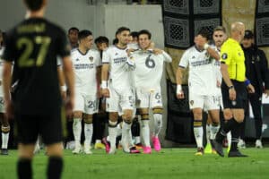 US Open Cup: ex-Barcelona decide clássico de Los Angeles e presta homenagem a Messi