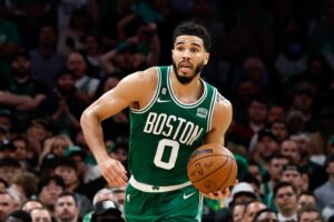 NBA: dono de recorde de pontos em Jogos 7, Tatum tira o sono do Heat