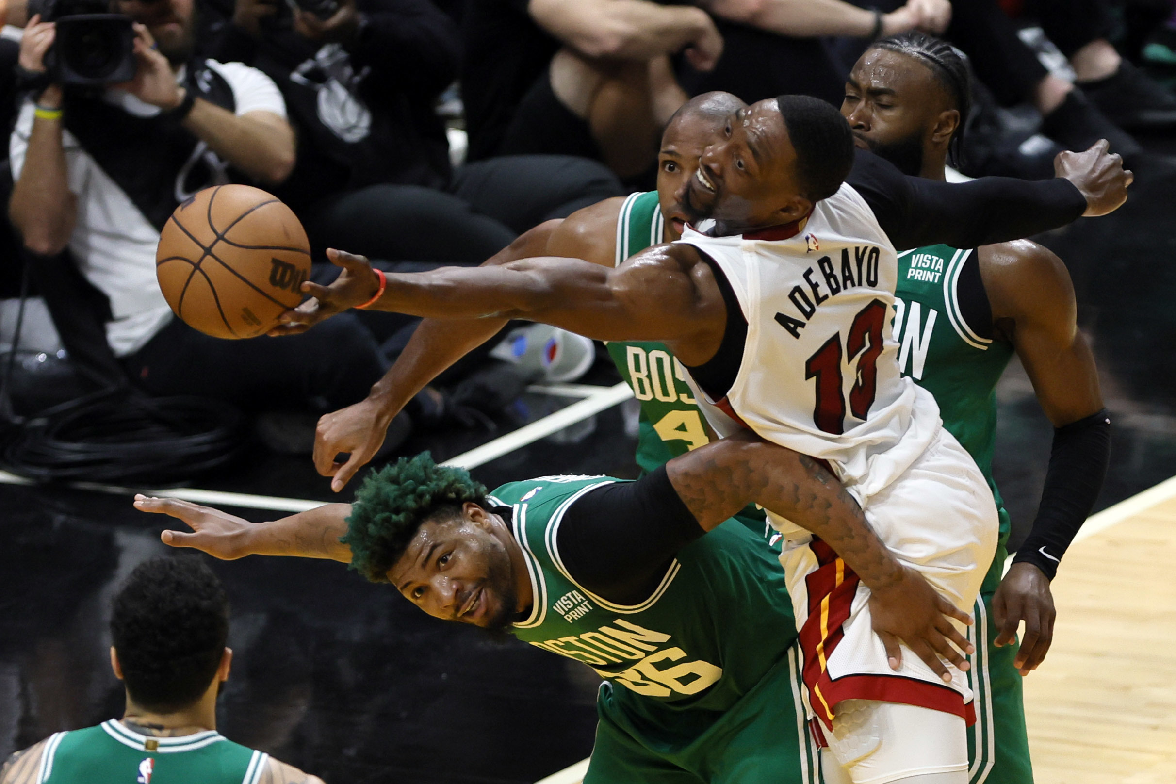 NBA aponta erros graves da arbitragem no Jogo 6 entre Celtics x Heat