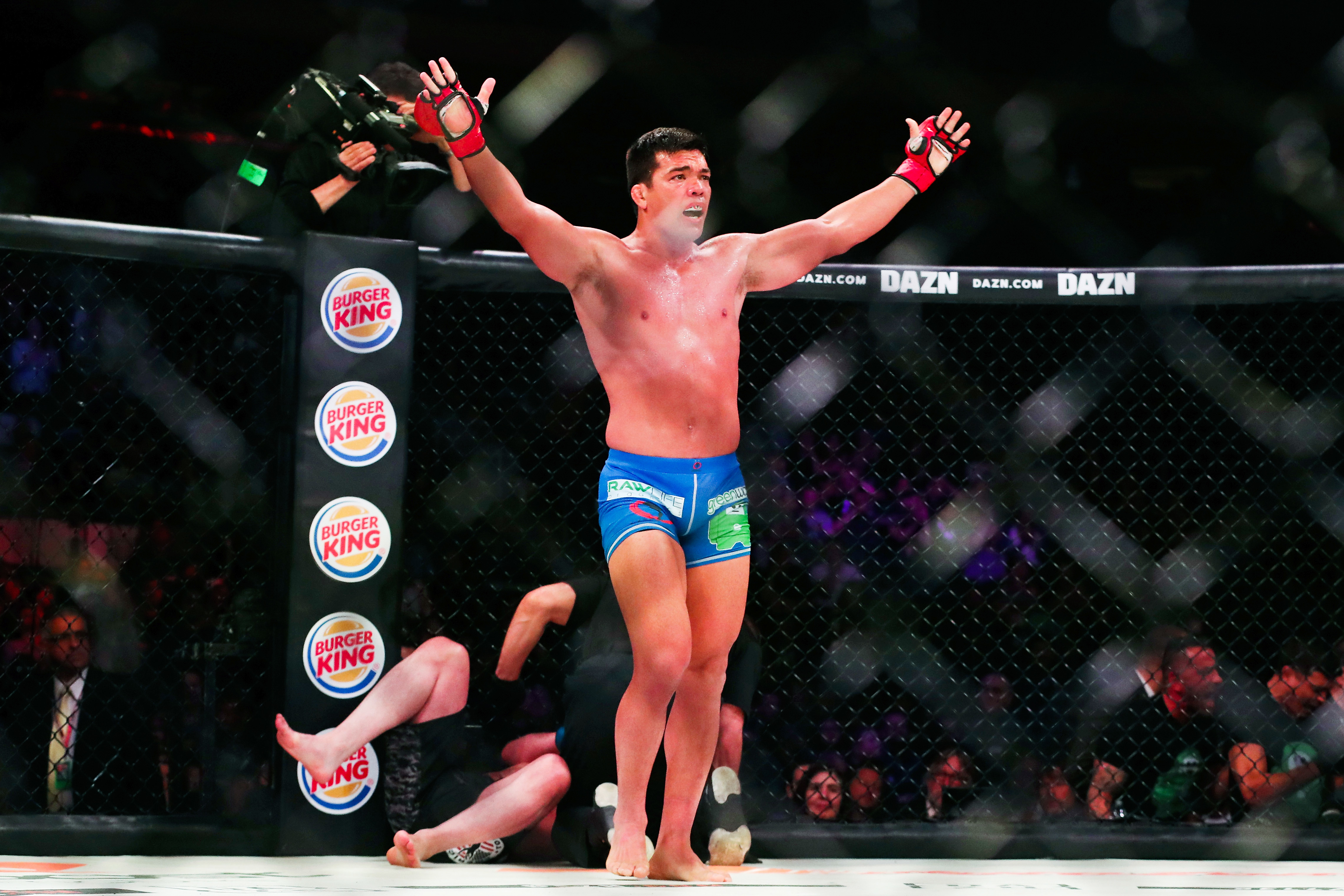 UFC: Machida faz 44 anos com ‘chute do dragão’ entre nocautes espetaculares