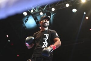 Esquiva Falcão mira nocaute por glória eterna e título mundial no boxe