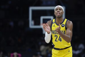 Lakers voltam a mirar em Buddy Hield; veja outros rumores e estratégia para o Draft