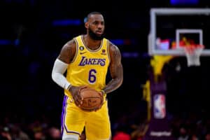 LeBron James, dos Lakers, dá resposta definitiva sobre aposentadoria em discurso