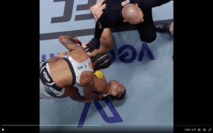 UFC: Karine Silva ‘explode’ joelho de rival em duelo brasileiro; imagens fortes