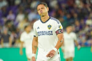 Chicharito recebe notícia tenebrosa que pode acabar com sua carreira