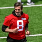 NFL: Aaron Rodgers faz revis&atilde;o sobre seu futuro com os Jets
