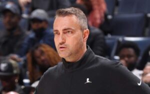 NBA: Toronto Raptors contrata ex-técnico de Nikola Jokic na Sérvia