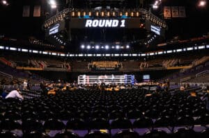 Ex-BBB é desafiado por Marcelinho Carioca e treina com lutador do UFC