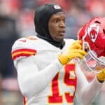 NFL: WR dos Chiefs xinga torcedores por áudio e culpa hacker