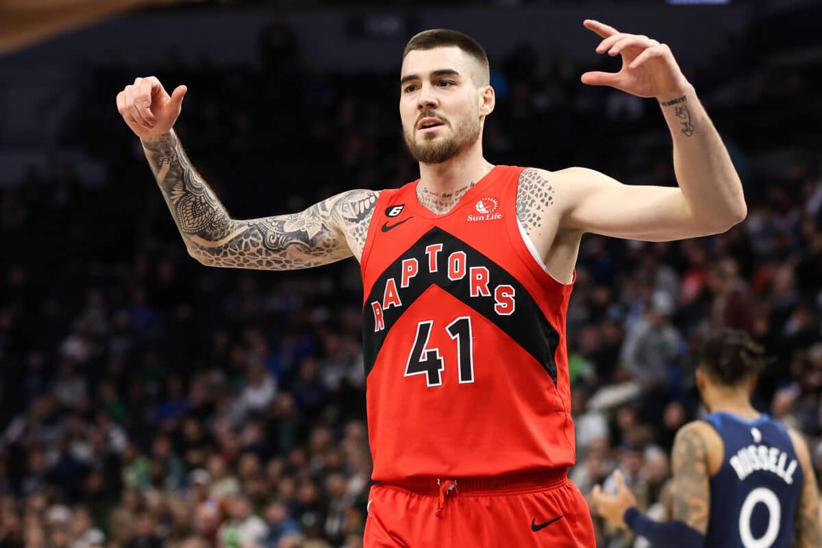 Estrela do filme de Adam Sandler toma decisão sobre futuro na NBA