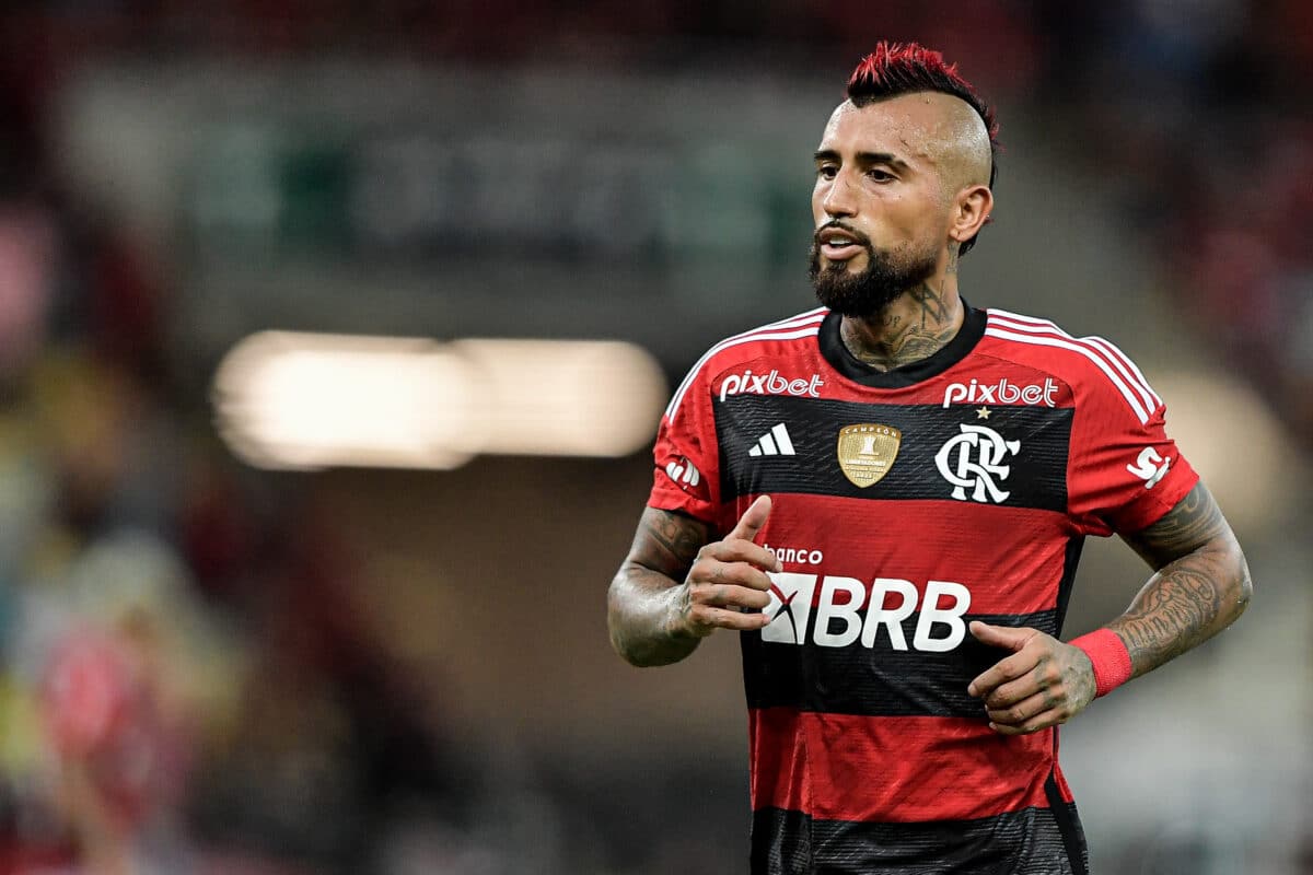 Inter Miami mira volante do Flamengo para se reunir com Messi