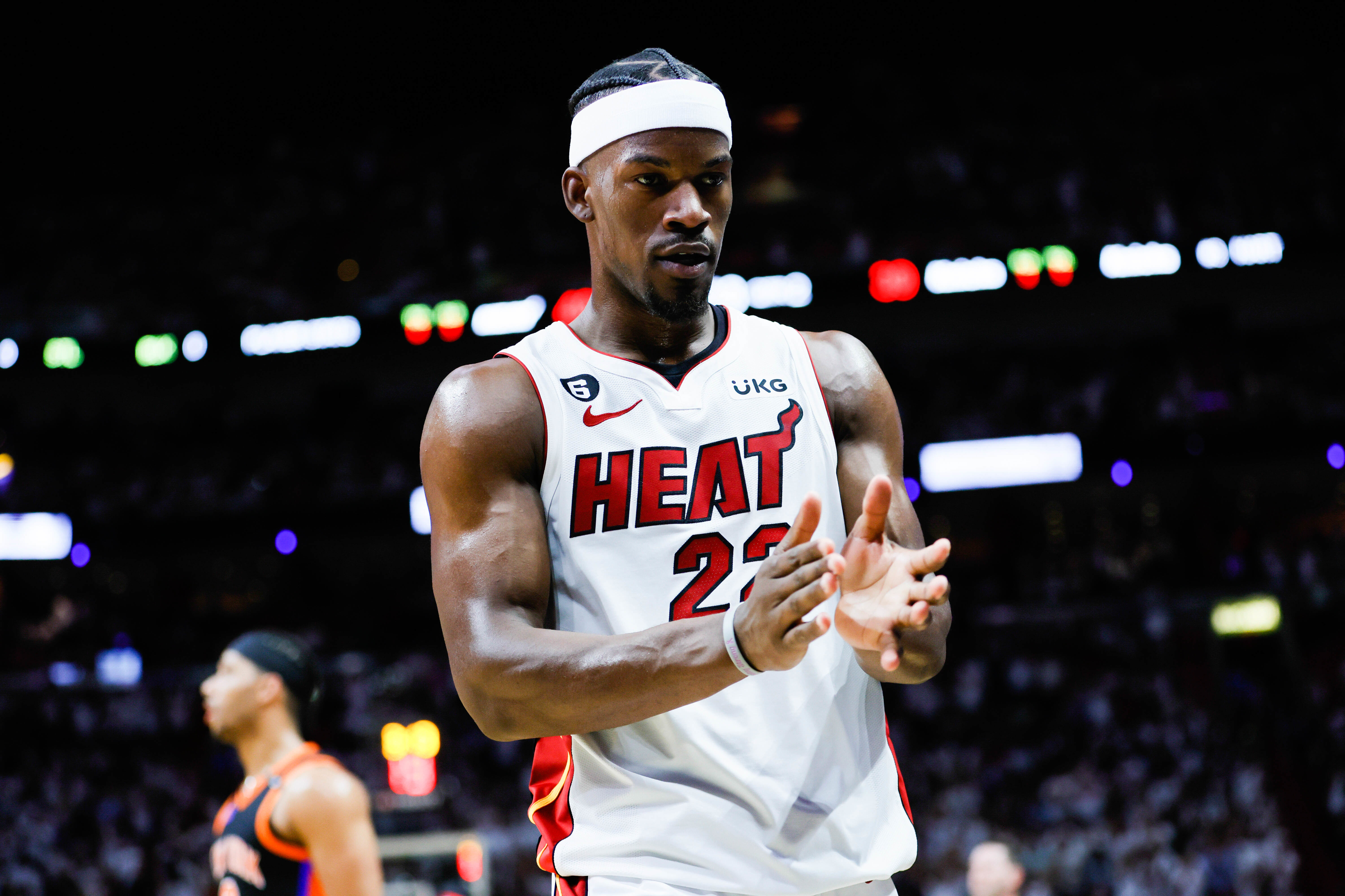 NBA: Jimmy Butler lança desafio a rivais e crava Heat como campeão em 2024