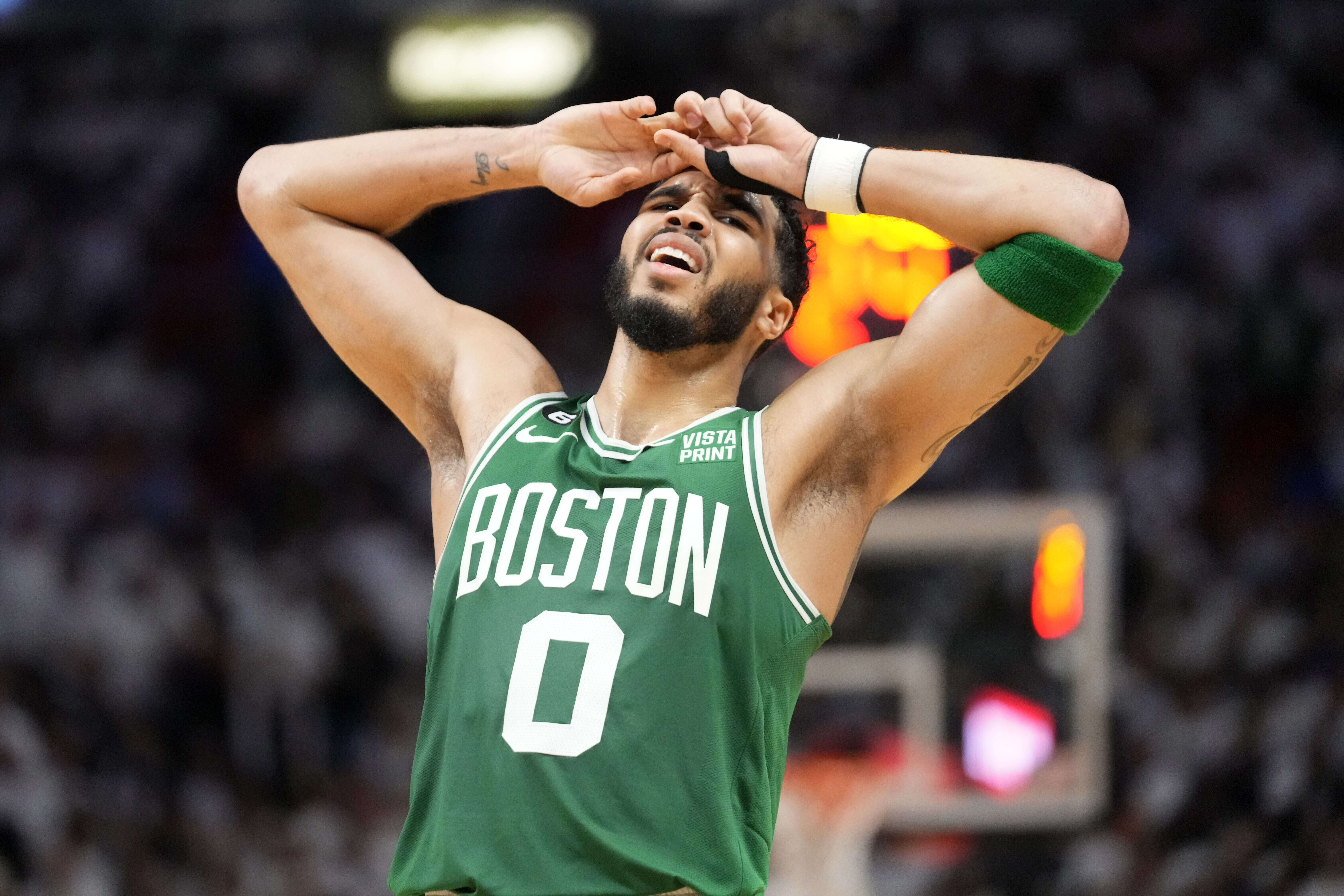 Jayson Tatum detona prática comum da NBA e humilha Charlotte Hornets