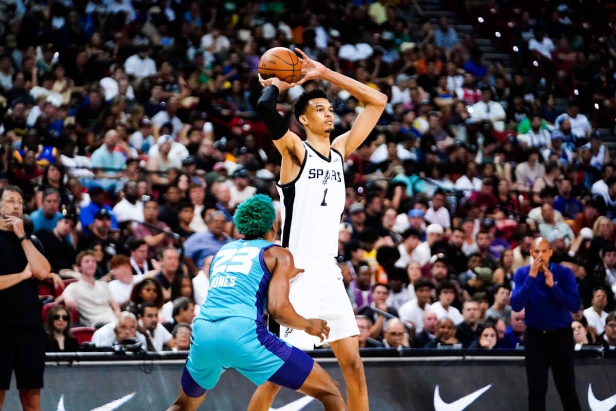 Wembanyama sonha alto e quer superar LeBron James e Magic Johnson na NBA