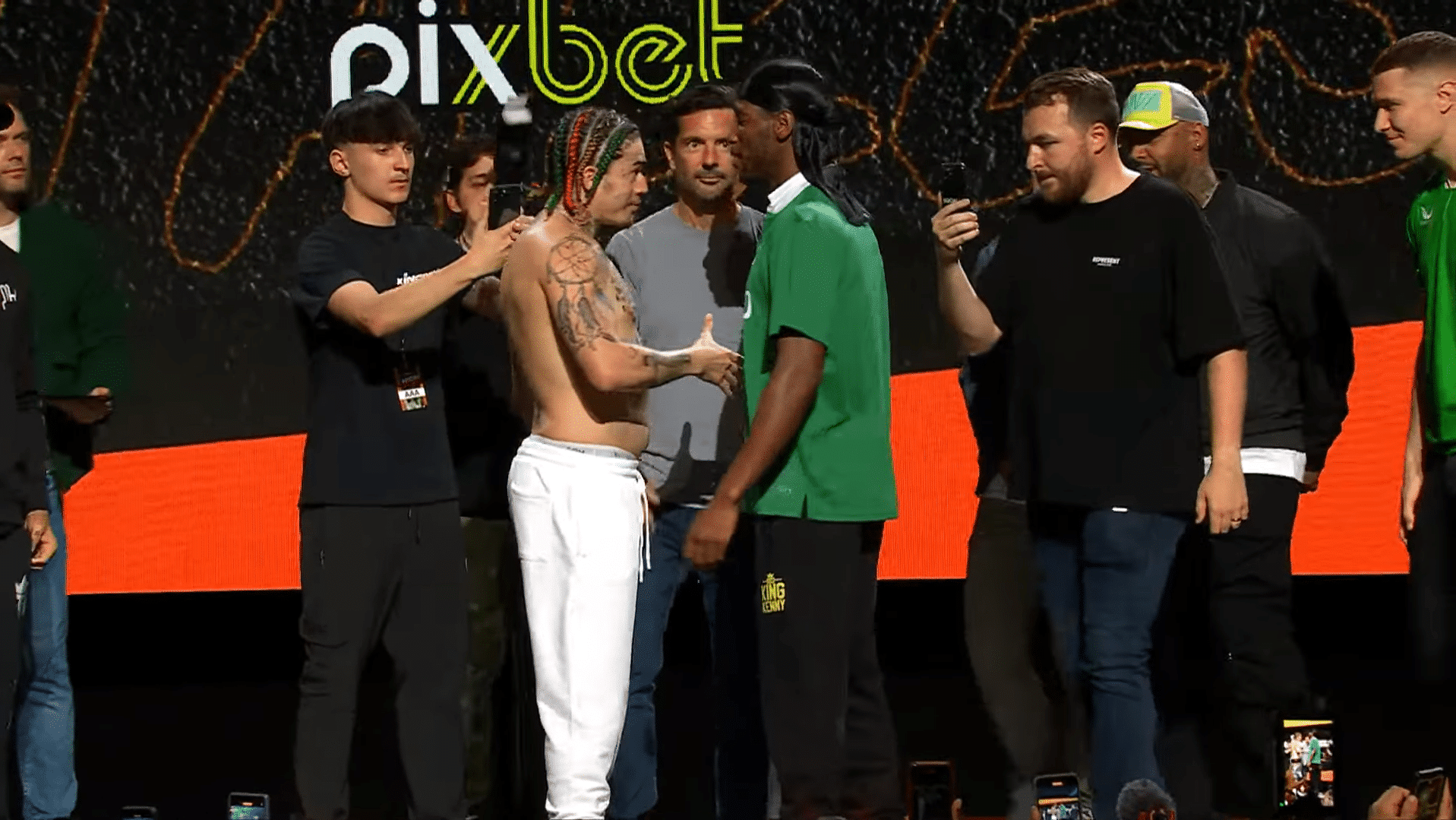 Boxe: rival deixa Whindersson no vácuo em encarada tensa antes da luta; veja