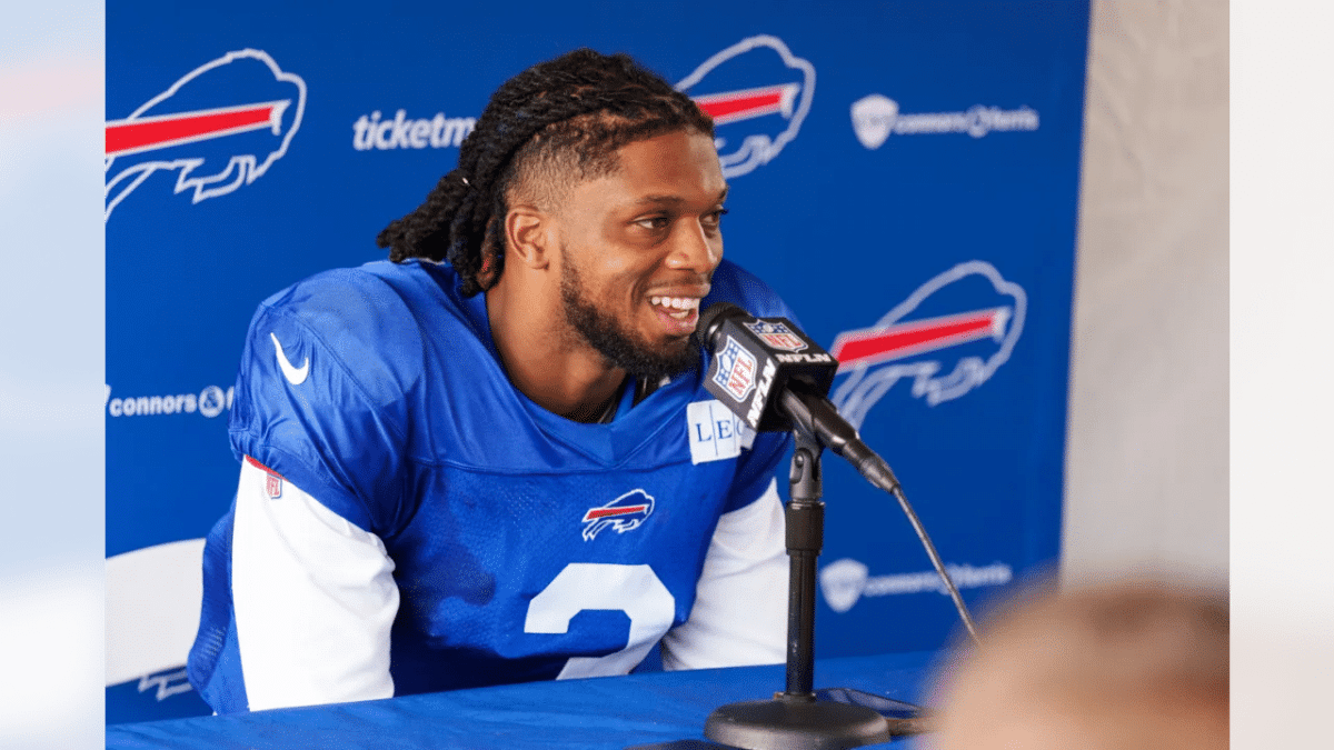 Damar Hamlin comemora retorno aos treinos após parada cardíaca: ‘No tempo de Deus’