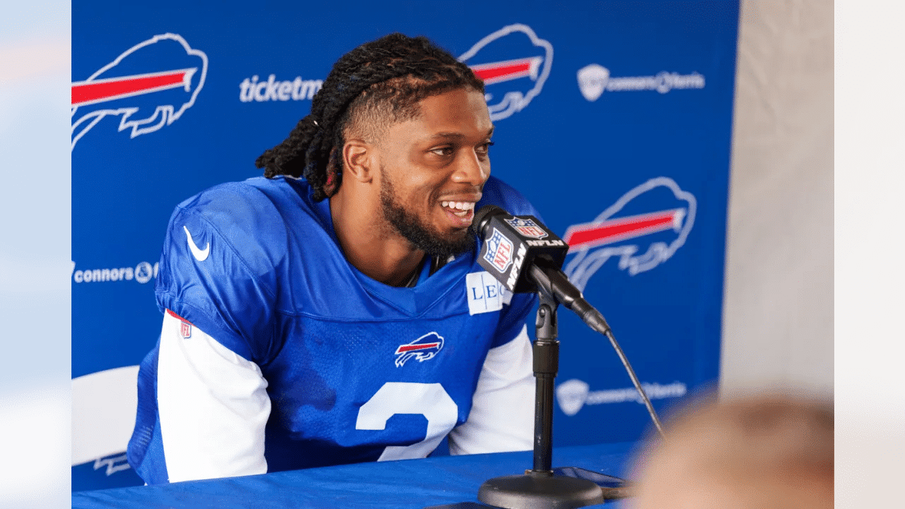 Damar Hamlin comemora retorno aos treinos após parada cardíaca: ‘No tempo de Deus’