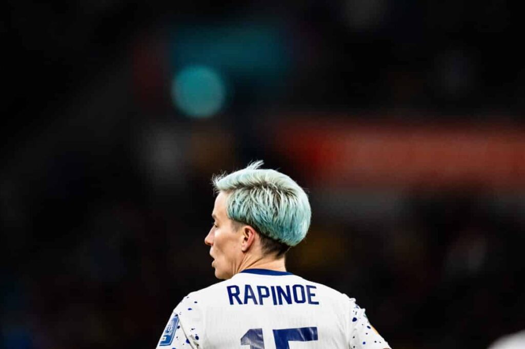 Megan Rapinoe em campo contra a Suécia. Foto: Icon sport