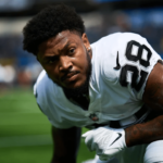 Mercado NFL: Josh Jacobs encerra novela e renova com os Raiders