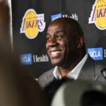 NBA: Magic Johnson desdenha ao ouvir que Curry é o melhor armador da história