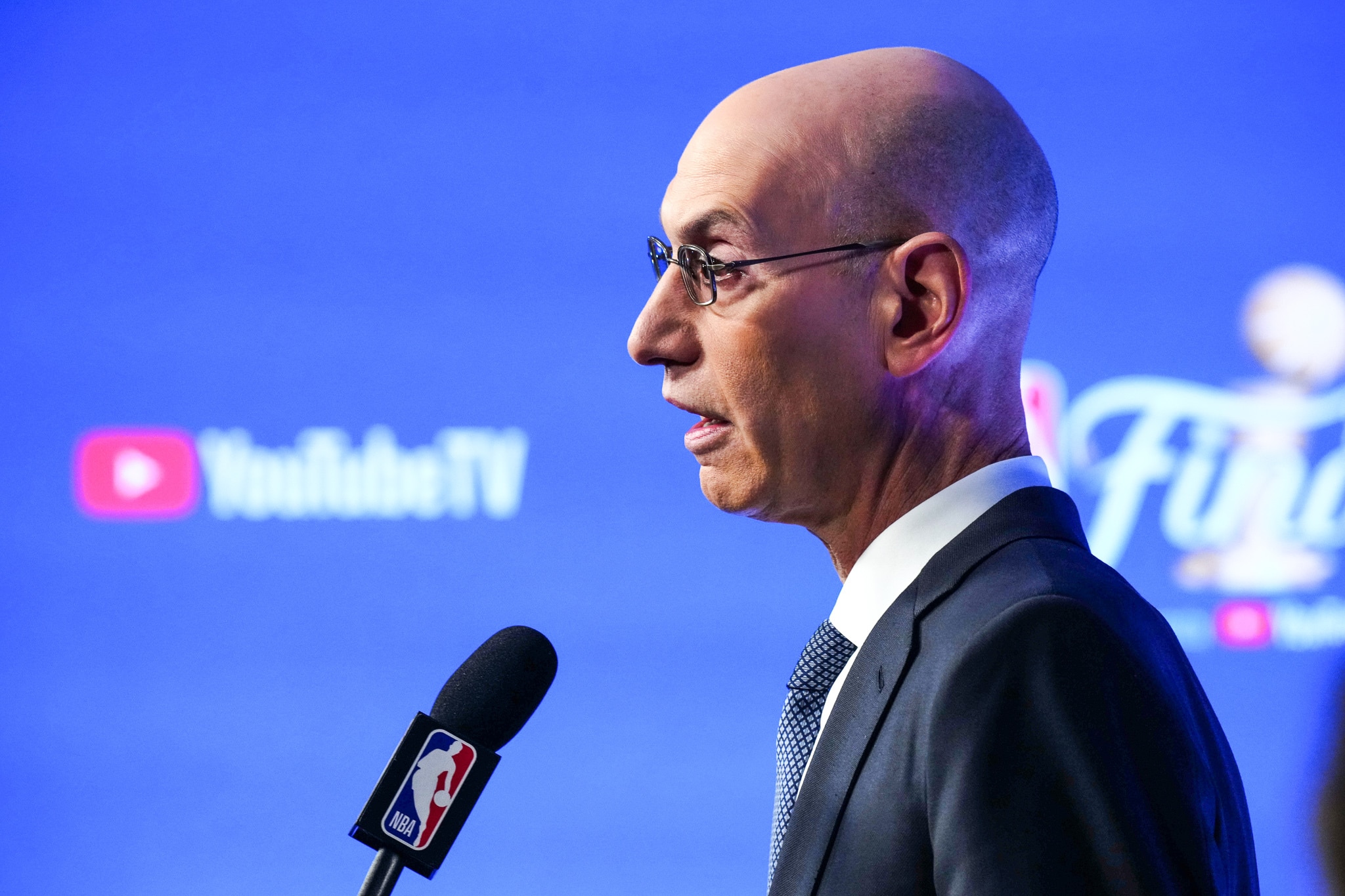 NBA: Franquias serão punidas em até R$ 5 milhões por pouparem atletas