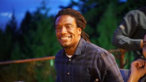 Ex-jogador da NFL, Sergio Brown desaparece após mãe ser assassinada