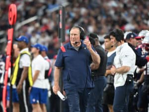 NFL: Dono dos Patriots se irrita com péssima campanha e pode demitir técnico