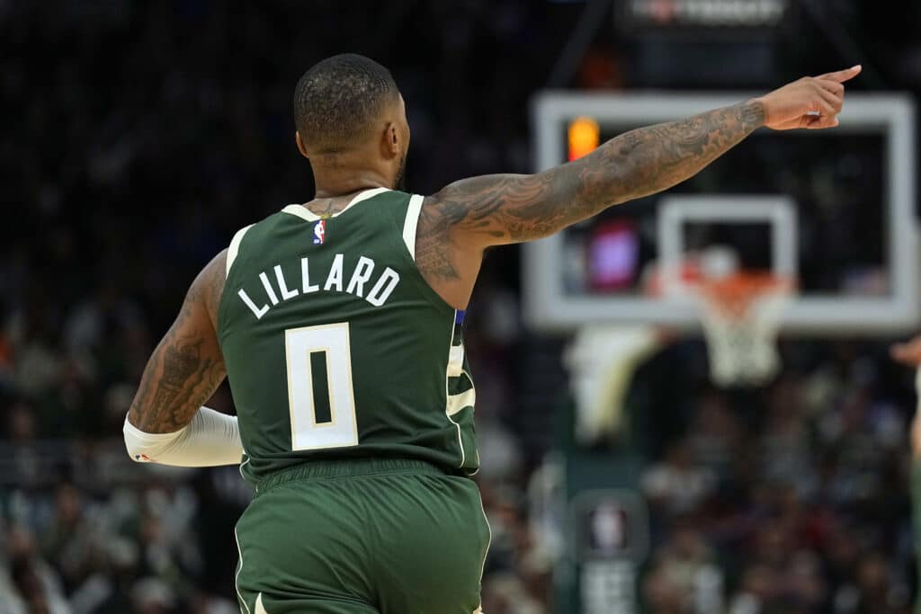 NBA: Damian Lillard vira cestinha da liga em vitória dos Bucks