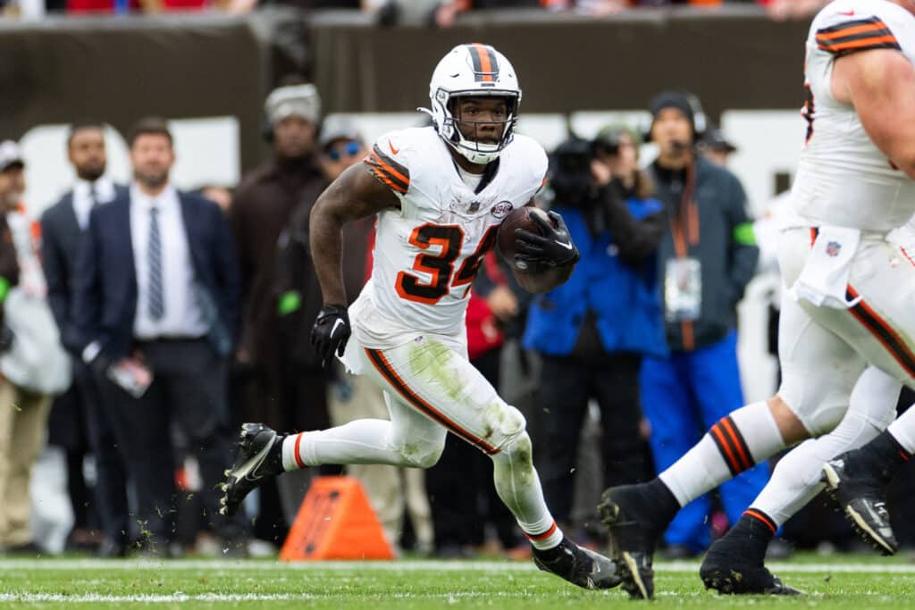 NFL: Novato dos Browns faz touchdown incrível e atinge marca que durava 4 anos