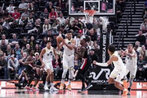 NBA: Em noite inspirada de Lauri Markkanen, Jazz vence Trail Blazers