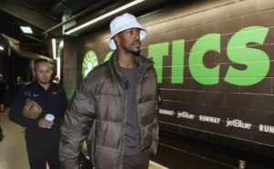 Jimmy Butler consegue permissão da NBA para ‘descansar’ e desfalca Heat