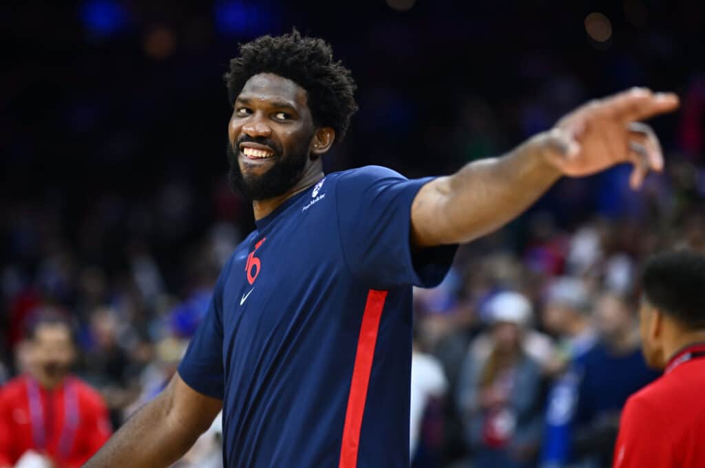 NBA: Joel Embiid entra em top 5 histórico no início da temporada