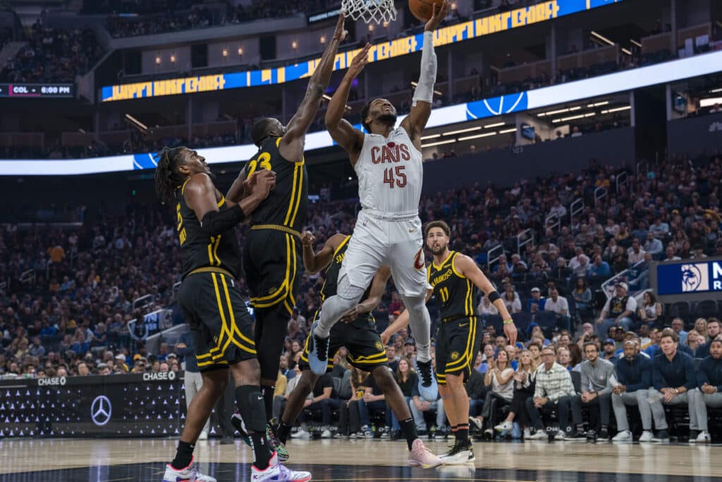 NBA: Drayond Green arma treta com Donovan Mitchell e é expulso de jogo