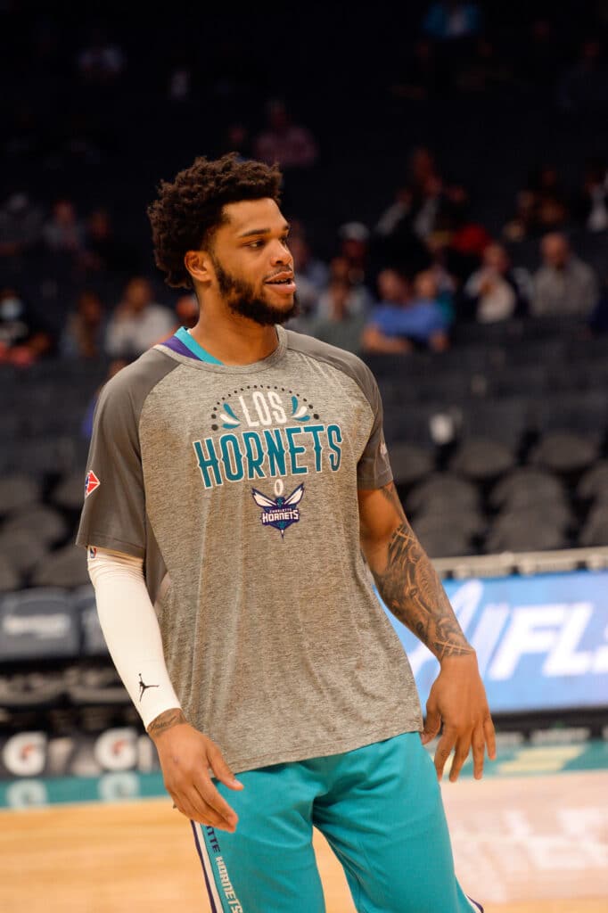 Após colocar filhos em risco, Miles Bridges tem data para voltar à NBA