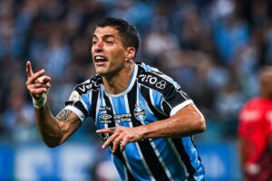 Após sucesso de Messi, Suárez acerta com time da MLS; saiba qual