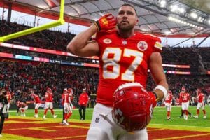 NFL: Travis Kelce explica planos para Ação de Graças sem Taylor Swift