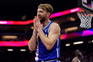 Golden State Warriors leva virada de 24 pontos e está fora da Copa NBA