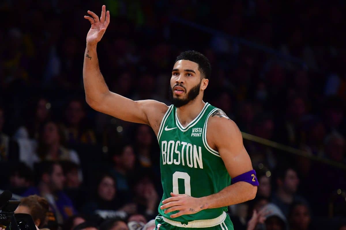 NBA: Celtics vencem Lakers em clássico de Natal