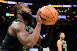 NBA: Celtics voltam a bater o Orlando Magic e se isolam na liderança