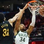 Com duplo-duplo de Giannis, Bucks vencem Cavaliers fora de casa