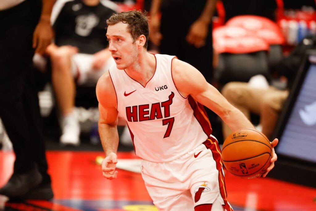 Após 15 anos, ex-jogador do Heat se aposenta da NBA