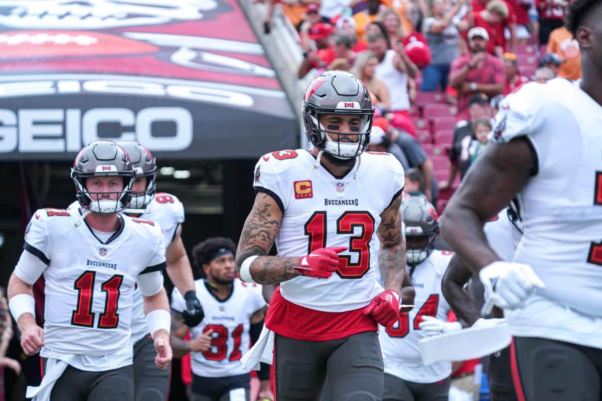 NFL: Evans faz história em vitória do Buccanneers sobre o Panthers